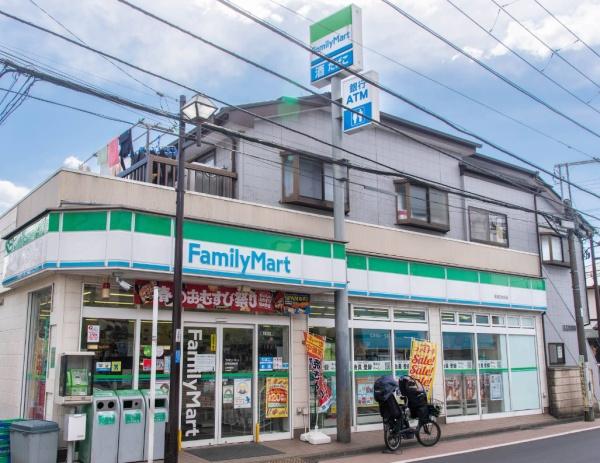 シティテラス荻窪ブリーズコート(ファミリーマート荻窪団地前店)