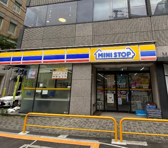 ルイシャトレ新大塚(ミニストップ南大塚2丁目店)