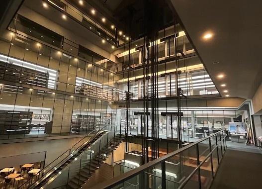 [渋谷区東3丁目新築戸建](國學院大学図書館)