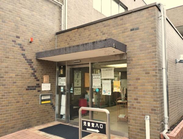 ヒルズ千川(豊島区立千早図書館)