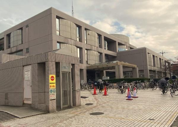 マンション弦巻(世田谷区立中央図書館)