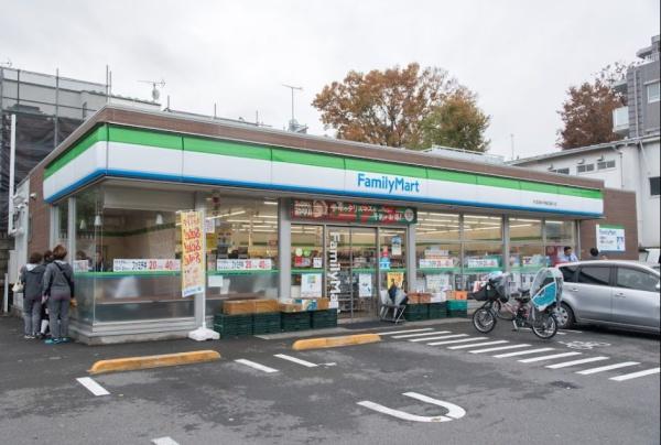 杉並区下井草４丁目の新築一戸建(ファミリーマート杉並清水早稲田通り店)