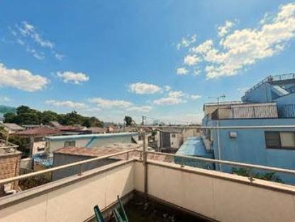 世田谷区大蔵６丁目の中古一戸建て