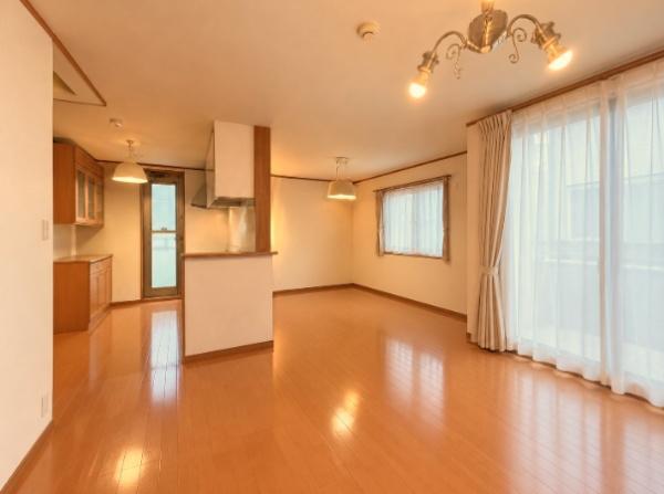 世田谷区大蔵６丁目の中古一戸建て
