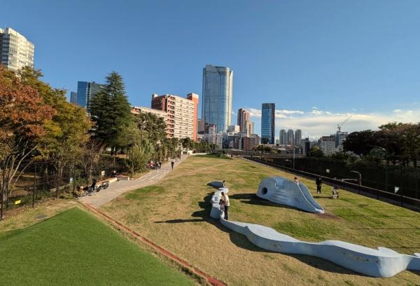 港区南青山３丁目の中古一戸建て(都立青山公園)