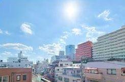 初台マンション