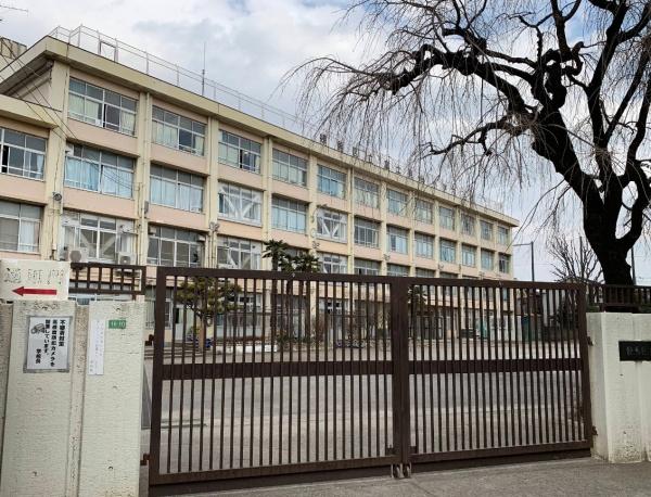 練馬区富士見台３丁目の中古一戸建て(練馬区立富士見台小学校)