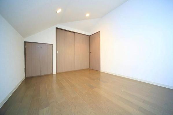 目黒区中目黒４丁目の中古一戸建て