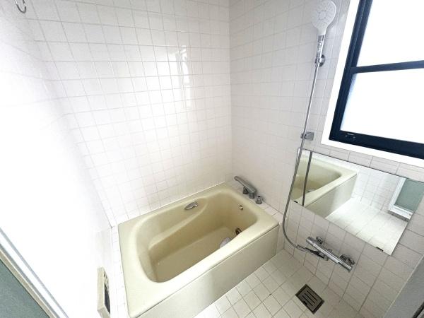 目黒区中目黒４丁目の中古一戸建て