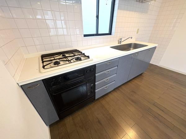 目黒区中目黒４丁目の中古一戸建て