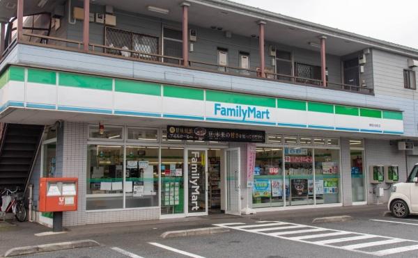 練馬区大泉町２丁目の中古一戸建て(ファミリーマート練馬大泉町店)