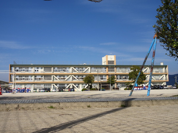 大野城市つつじケ丘3丁目の土地(大野城市立大野南小学校)