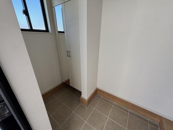 富田林市廿山２丁目　新築一戸建　３号棟
