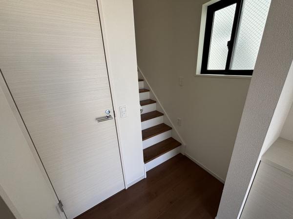 富田林市廿山２丁目　新築一戸建　４号棟