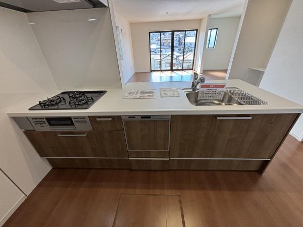 富田林市廿山２丁目　新築一戸建　４号棟
