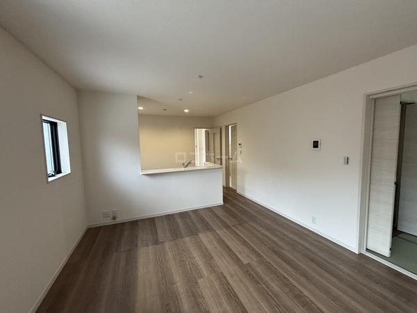 富田林市東板持町３丁目　新築一戸建　１号棟