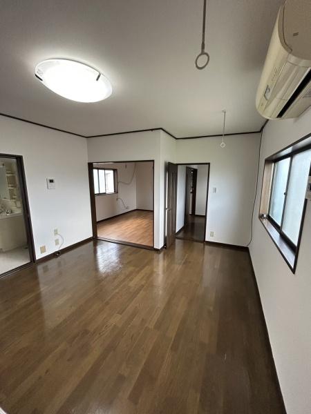 富田林市新家２丁目　一戸建