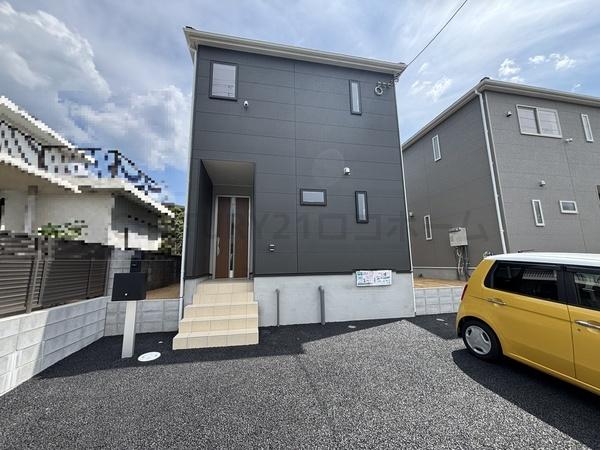 富田林市高辺台１丁目　新築一戸建　２号棟