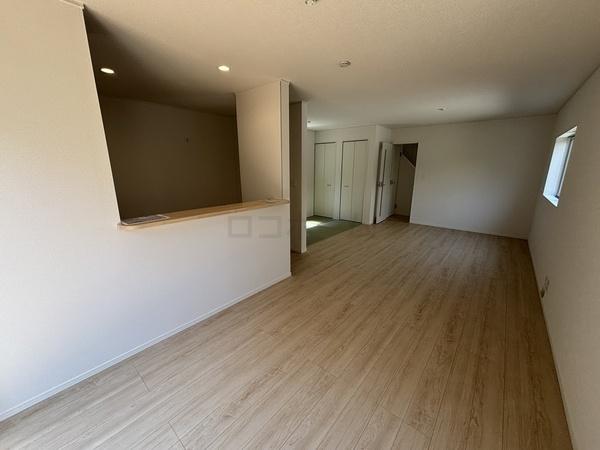 富田林市高辺台１丁目　新築一戸建　２号棟