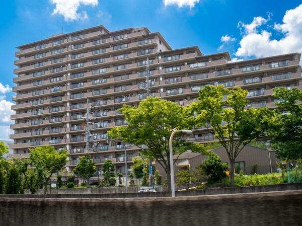 イトーピア金剛東グランヒルズ