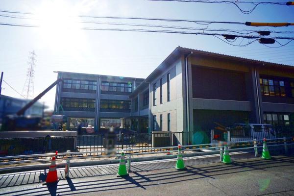 多治見市赤坂町１丁目の新築一戸建(小泉小学校)