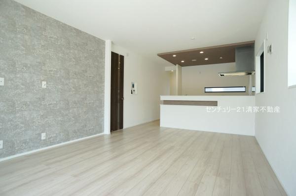 春日井市高山町３丁目の中古一戸建て