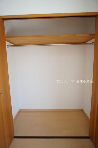 小牧市光ケ丘２丁目の中古一戸建て