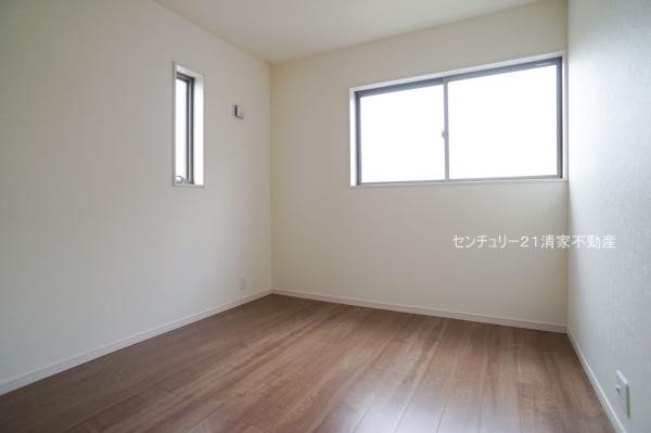 春日井市岩成台９丁目の新築一戸建