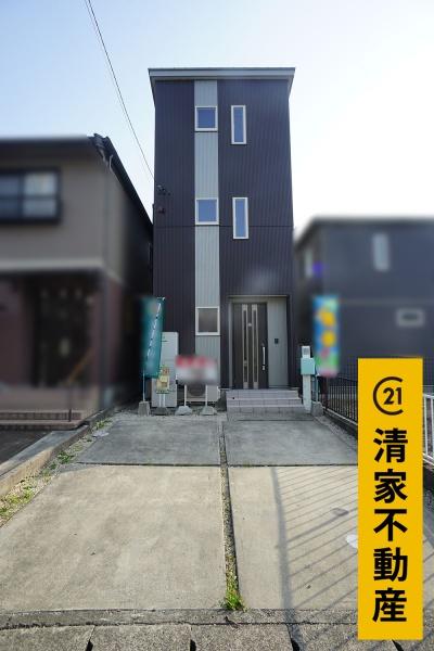 小牧市安田町の中古一戸建