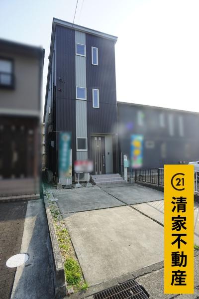 小牧市安田町の中古一戸建