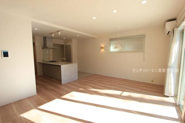 春日井市白山町２丁目の中古一戸建て