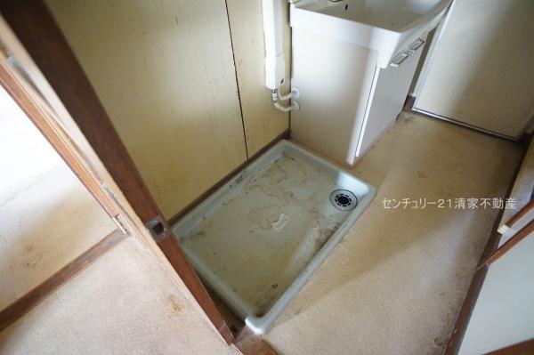 岩成台西団地５０１号棟