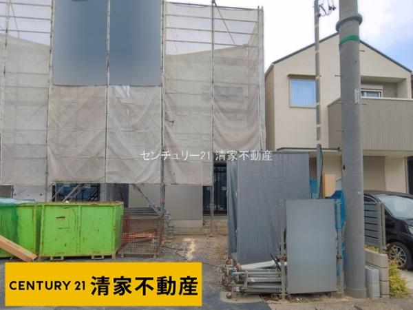 小牧市郷中２丁目の新築一戸建