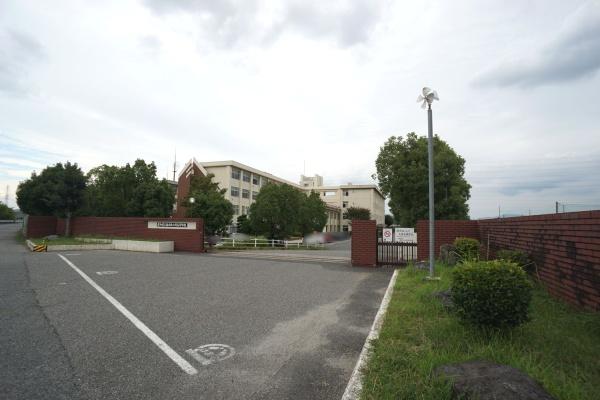 カーサ日新中央通(春日井工業高等学校)