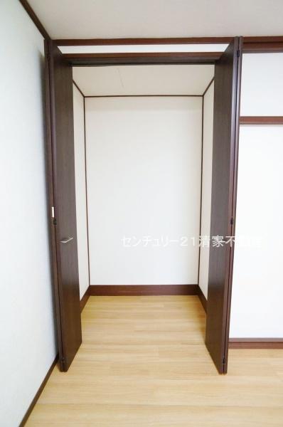 レインボー西本町