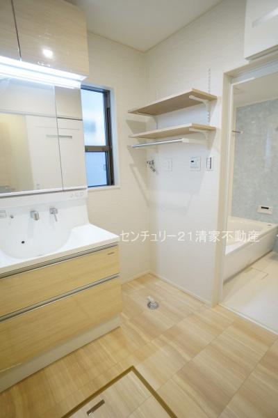 西春日井郡豊山町大字豊場字栄の中古一戸建