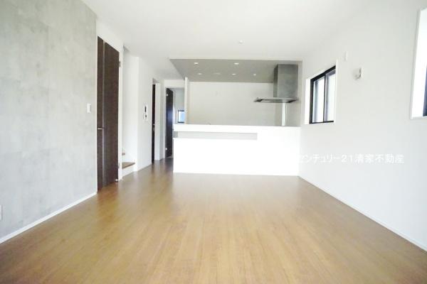 春日井市高山町３丁目の中古一戸建て