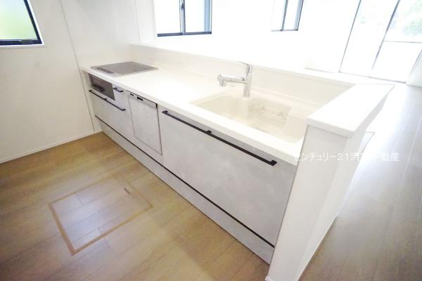 春日井市高山町３丁目の中古一戸建て