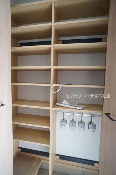 春日井市高山町１丁目の中古一戸建て