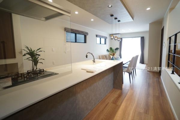 春日井市高山町１丁目の中古一戸建て