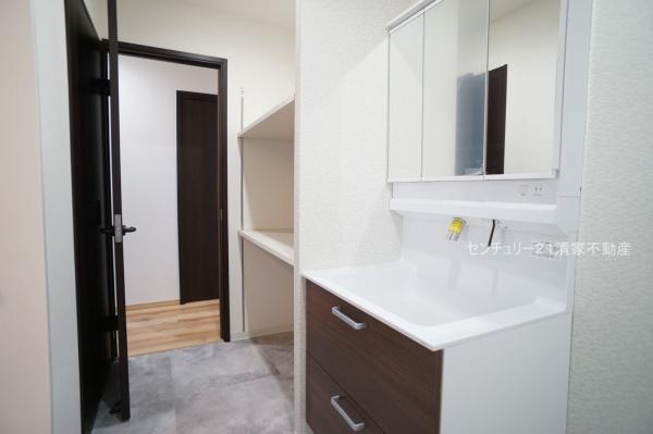 春日井市穴橋町２丁目の中古一戸建て