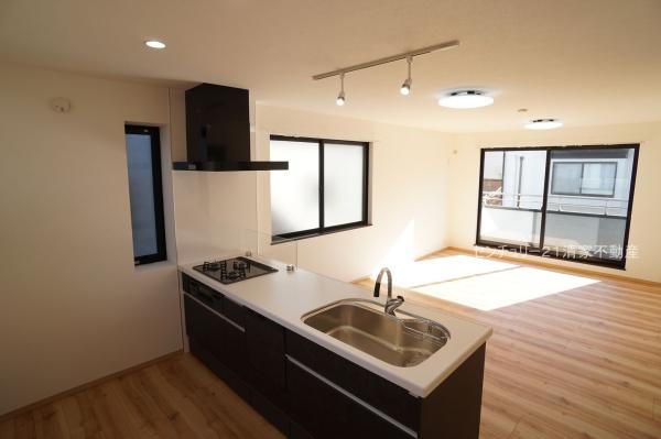 春日井市穴橋町２丁目の中古一戸建