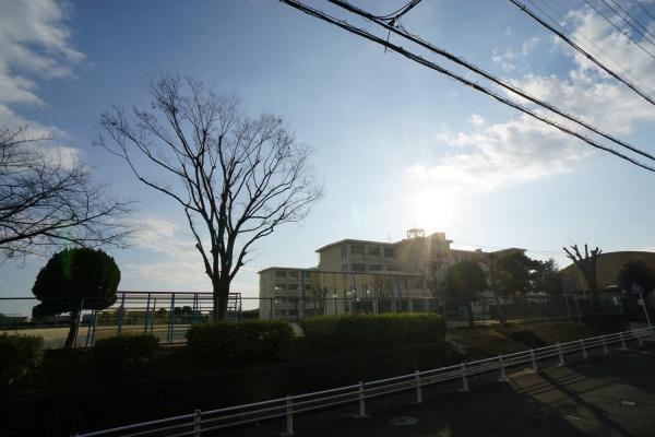 春日井市外之原町の土地(石尾台小学校)