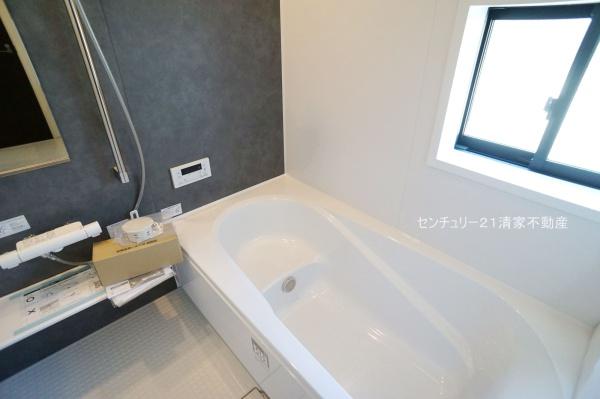 春日井市大手田酉町１丁目の新築一戸建
