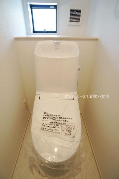 春日井市大手田酉町１丁目の新築一戸建