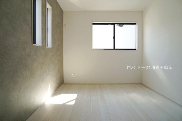 春日井市大手田酉町１丁目の新築一戸建