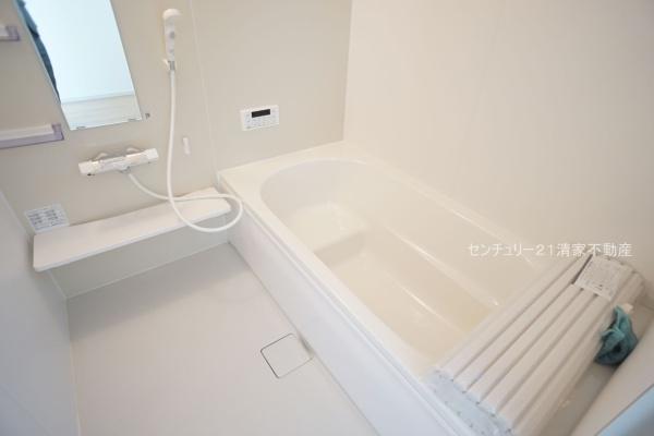 小牧市中央４丁目の新築一戸建