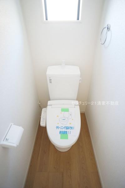 小牧市中央４丁目の新築一戸建