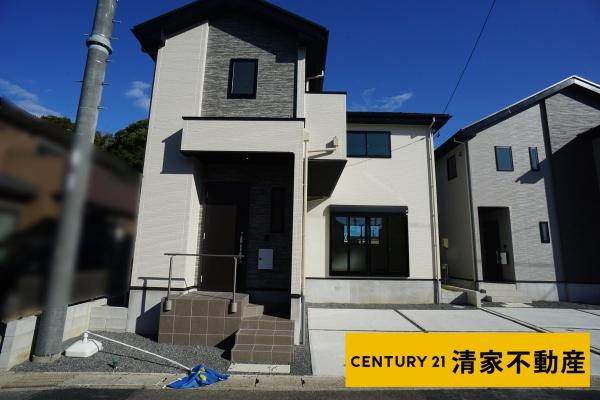 小牧市中央４丁目の新築一戸建