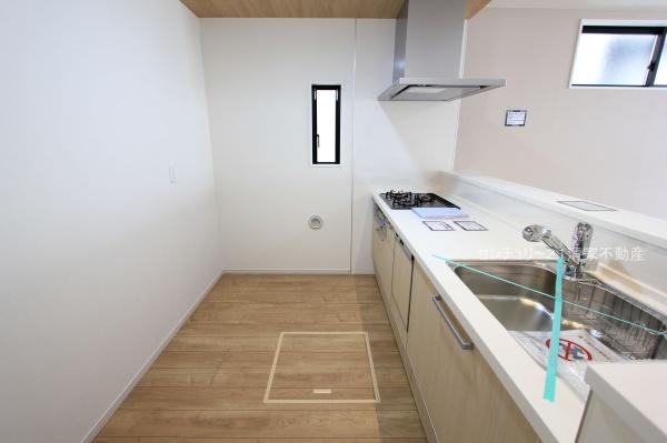 春日井市六軒屋町字水附の新築一戸建